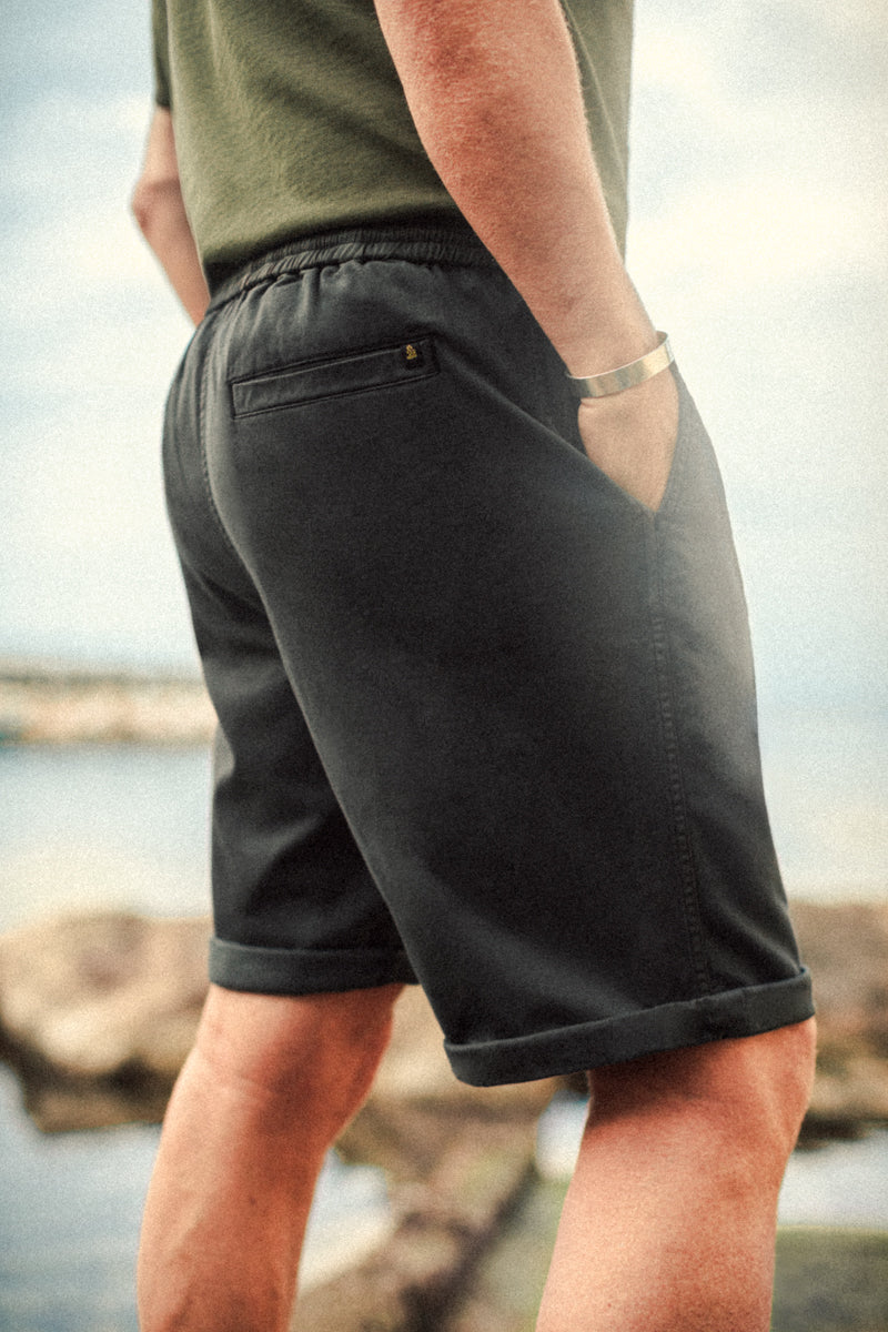 Orta Bermuda Shorts Washed Black - Image 4